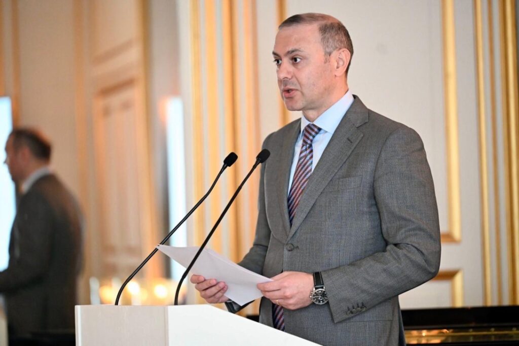 Армянские представители гражданского