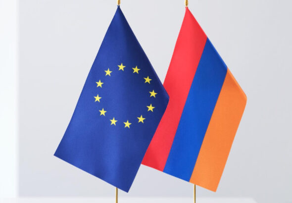 инвестирует 5 миллионов