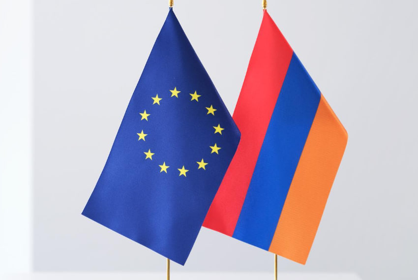 инвестирует 5 миллионов