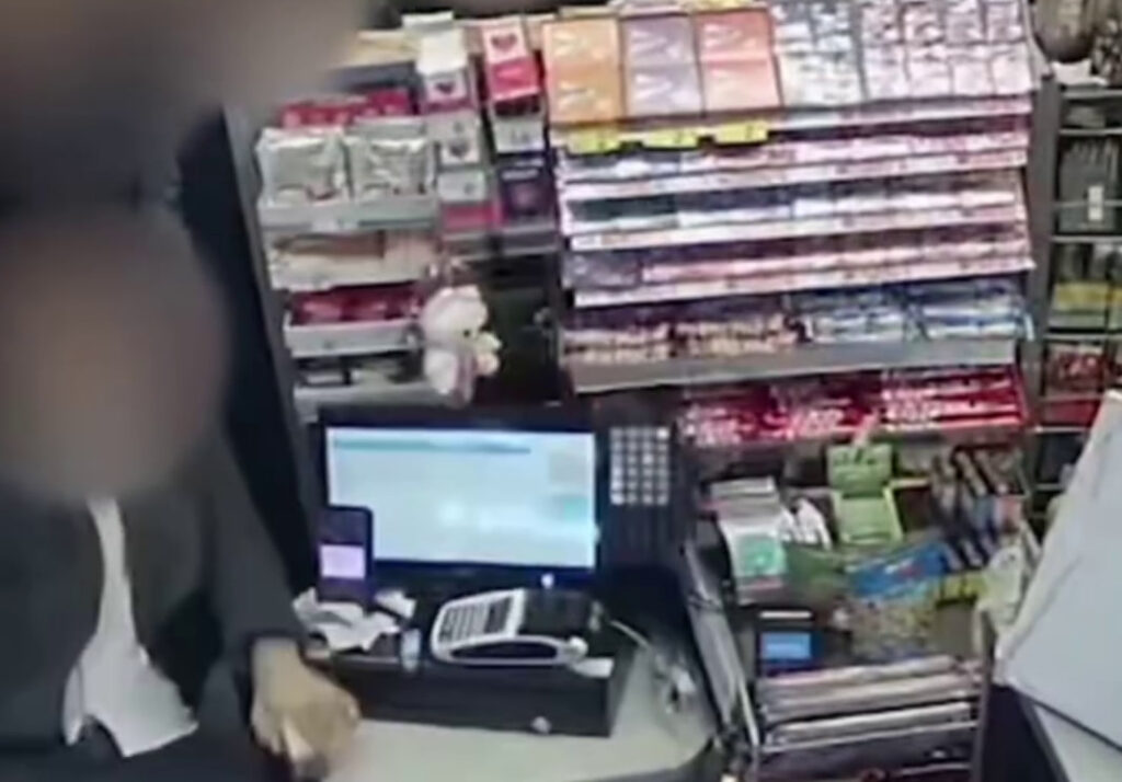 азербайджанских молодых людей