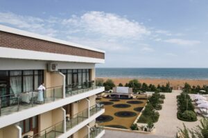 Для каспийского курорта