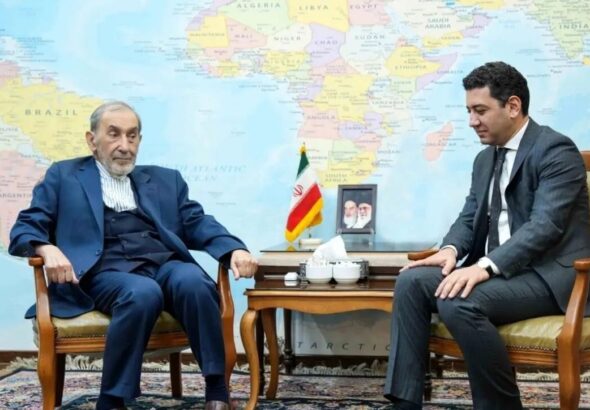 Жёсткая позиция Велаяти