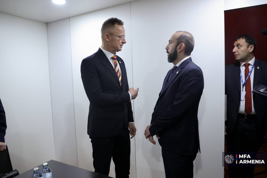 Мирзоян и Сийярто