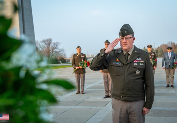 В Армению прибыла делегация