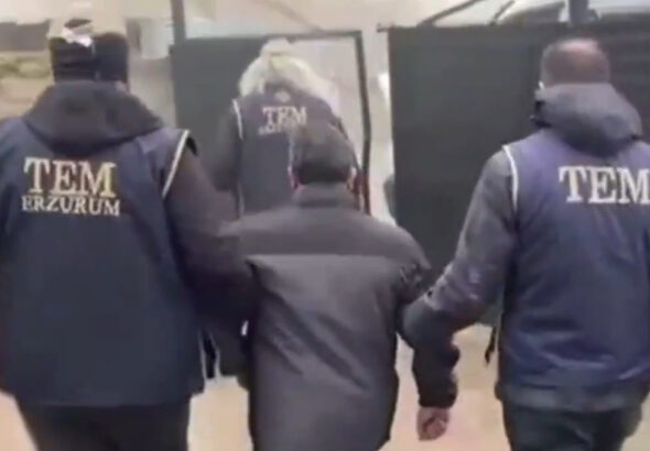 задержали 160 человек