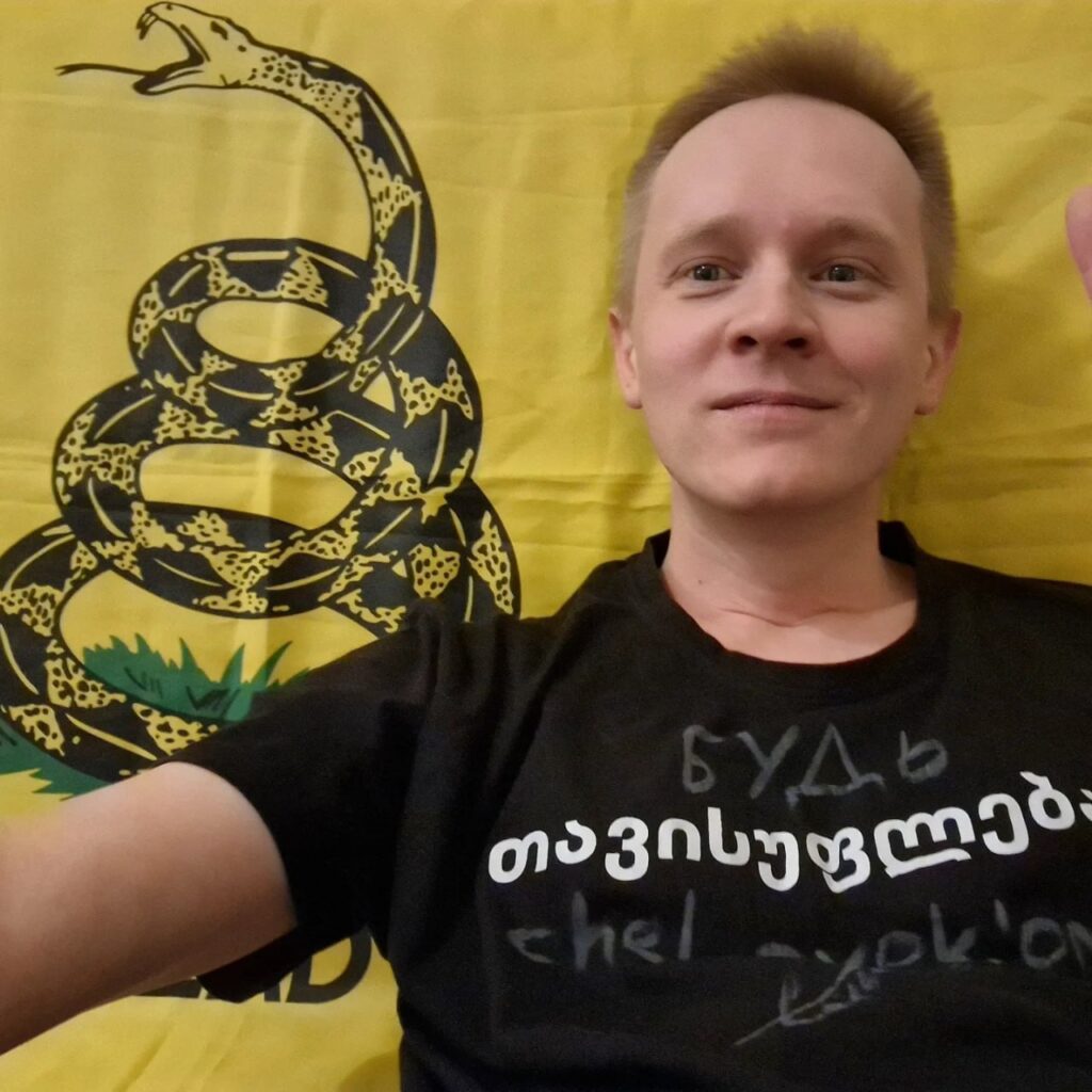 отказала «иноагенту» Владимиру