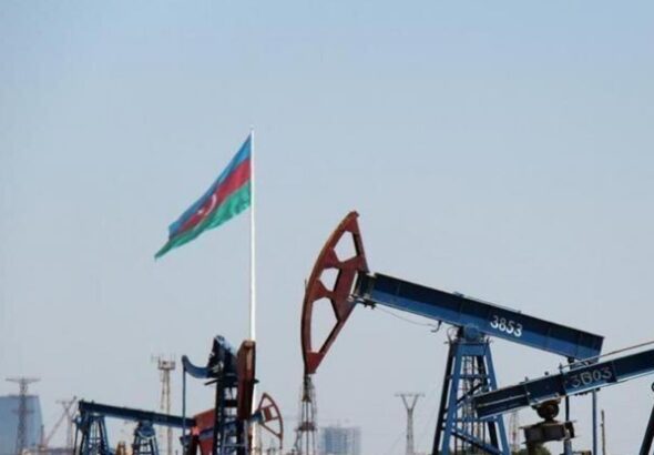 нефтепродуктов из Азербайджана