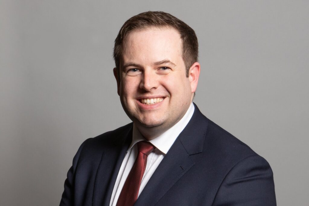 Великобритания поддерживает гражданское