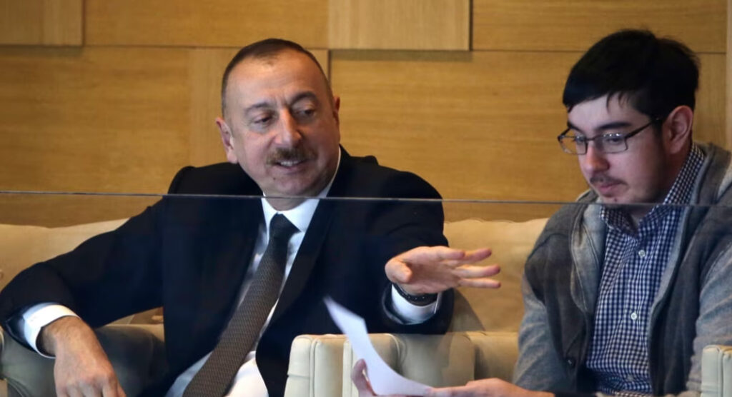 Мамедли раскритиковал отношение