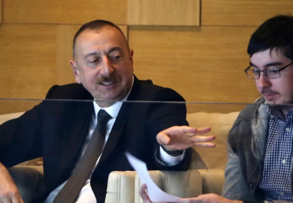 Мамедли раскритиковал отношение