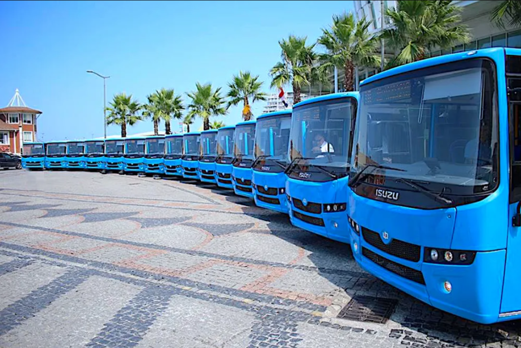 В Батуми из автобусов убрали магнитофоны из-за «воровских» песен и русской эстрады