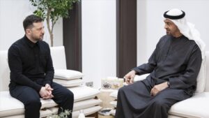 thumbs_b_c_e11ec1e90ccc48075cc223080a63558b (1)