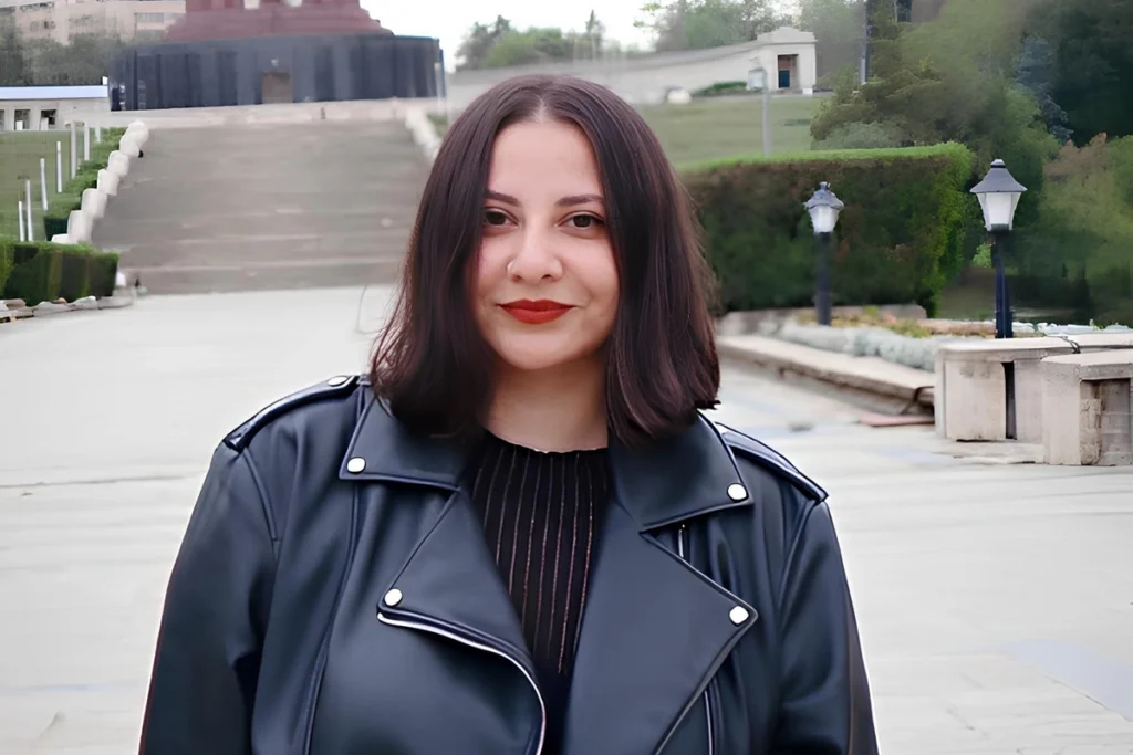 ccslkKlbkbUm3FZWVcTgCOEJxaQAnW0NVrsENJCS_1200